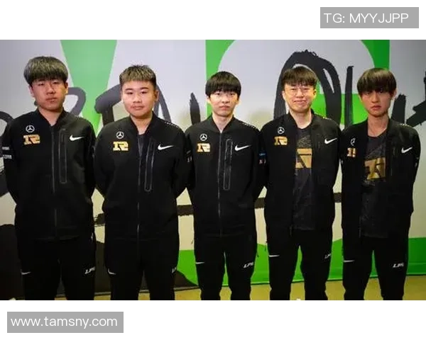 深入探讨RNG战队在比赛中的耐力表现及其对胜负的影响分析